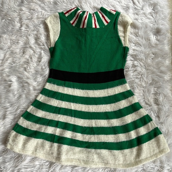 Christmas Dress - Picture 2 of 14